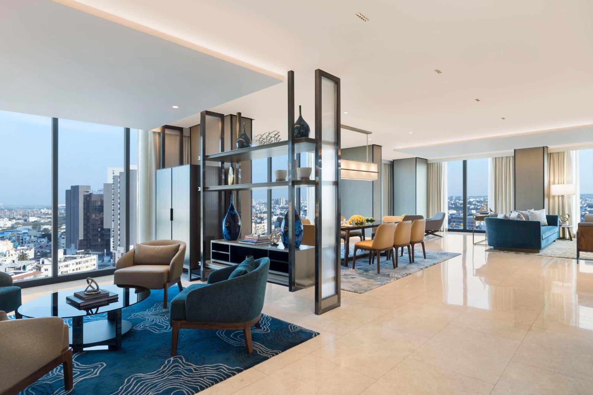 Hilton Bengaluru Embassy Manyata Business Park Hotel Bagian luar foto